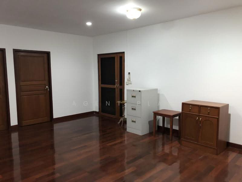Land with buildings for rent, Sukhumvit 68, near BTS Udom Suk | 1 Rai 1 Ngan 85 Sq. Wah (SPSAD4197), Bangkok, Bang Na Nuea, Bang Na, Bangkok, 5 Bedrooms, 2,340 sqm, Single Detached House For Rent, by Agent Pla, 500613255 - DDproperty.com