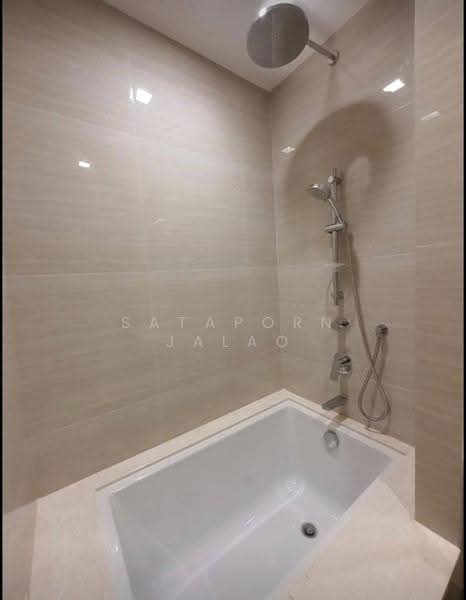 Noble BE33, Bangkok, 19 Soi Sukhumvit 33, Khlong Tan Nua, Watthana, Bangkok, 1 Bedroom, 35 sqm, Condo For Rent, by Sataporn Jalao, 500613281 - DDproperty.com