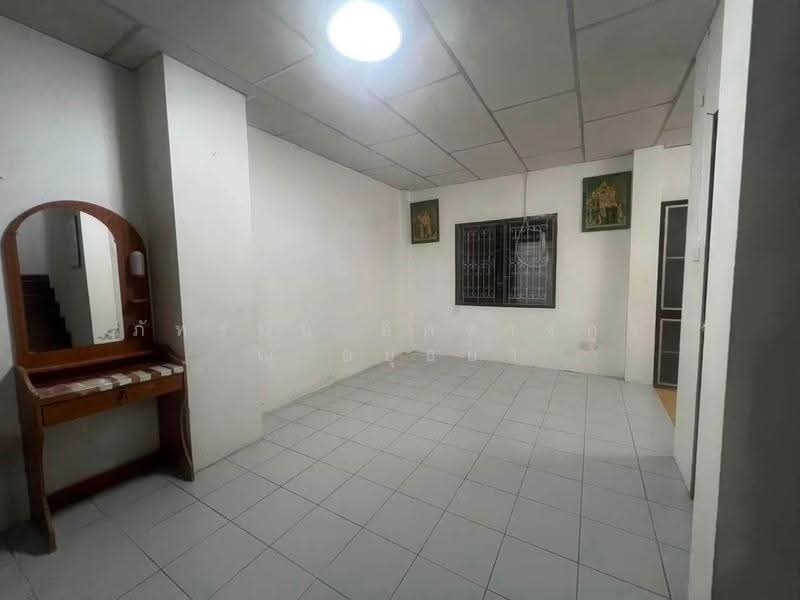 Phrae Ma Porn Place, Pathum Thani, Bang Yitho, Thanyaburi, Pathum Thani, 3 Bedrooms, 124 sqm, Townhouse For Sale, by ภัทรนัน อิศรางกูร ณ อยุธยา, 500613355 - DDproperty.com