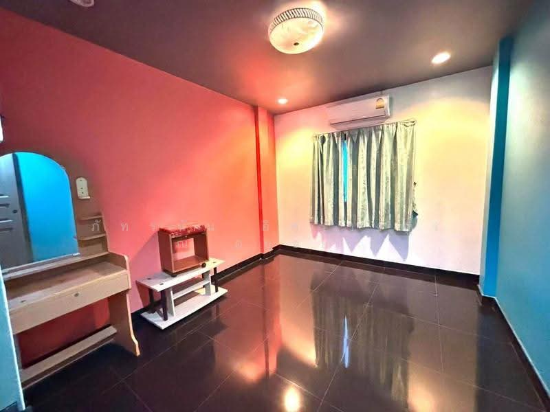 Phrae Ma Porn Place : แพรมาพร เพลส, ปทุมธานี, บึงยี่โถ, ธัญบุรี, ปทุมธานี, 124 ตร.ม., ทาวน์เฮ้าส์ ขาย, โดย ภัทรนัน อิศรางกูร ณ อยุธยา, 500613355 - DDproperty.com