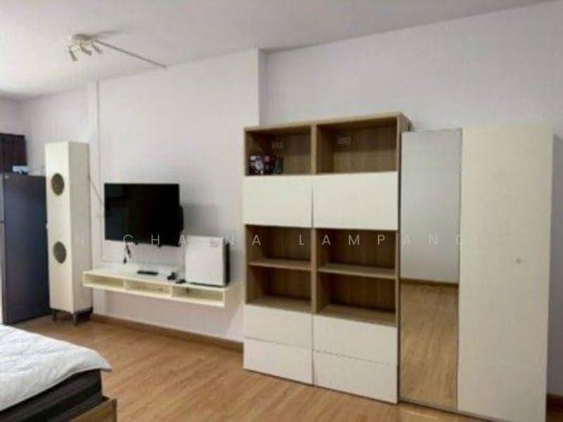 Supalai Park Ekkamai-Thonglor, Bangkok, Petchaburi Road, Bang Kapi, Huai Khwang, Bangkok, 1 Bedroom, 35 sqm, Condo For Sale, by Nicha Na Lampang, 500613371 - DDproperty.com