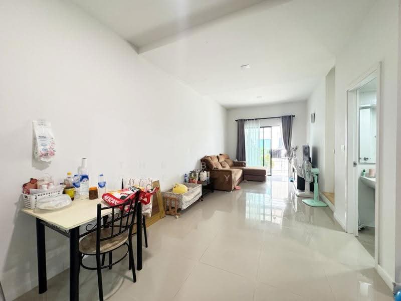 The Connect Bangna-Srivaree 1, Samut Prakan, ซ. 4 ถนน วัดศรีวารีน้อย ต.บางโฉลง อ.บางพลี จ.สมุทรปราการ, Bang Chalong, Bang Plee, Samut Prakan, 3 Bedrooms, 100 sqm, Townhouse For Sale, by The Best Property ฝ้าย, 500613373 - DDproperty.com