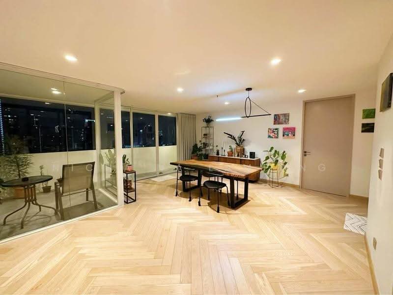 D.S. Tower 1 Sukhumvit 33, Bangkok, Soi Phrom Chit, Khlong Tan Nua, Watthana, Bangkok, 2 Bedrooms, 139 sqm, Condo For Sale, by Nicha Na Lampang, 500613384 - DDproperty.com