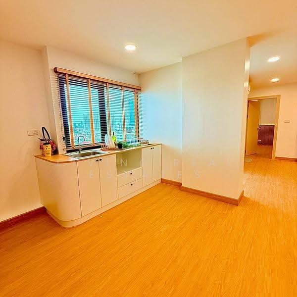 Thippharoek Condominium : ทิพย์ฤกษ์ คอนโดมิเนียม, กรุงเทพ, 978 ซอย บรมราชชนนี 12, บางบำหรุ, บางพลัด, กรุงเทพ, 104 ตร.ม., คอนโด ขาย, โดย Living Real Estates, 500613425 - DDproperty.com