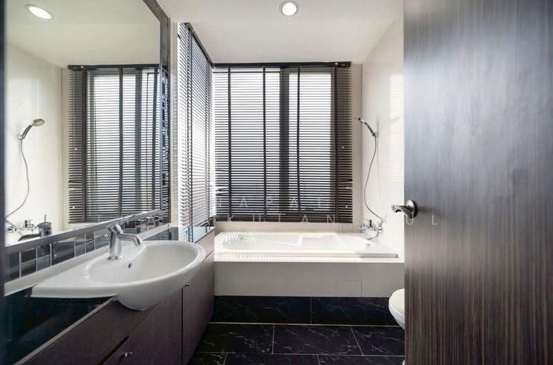 Watermark Chaophraya, Bangkok, Soi Charoennakorn 39-41, Charoennakorn Road, Bang Lam Phu Lang, Khlong San, Bangkok, 3 Bedrooms, 145 sqm, Condo For Sale, by Napat Thamakulangkul, 500613515 - DDproperty.com