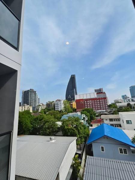 Via 34, Bangkok, 15 Soi Sukhumvit 34, Khong Tan, Khlong Toei, Bangkok, 2 Bedrooms, 103 sqm, Condo For Sale, by Nicha Na Lampang, 500613577 - DDproperty.com