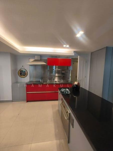 The Clover Thonglor Residence, Bangkok, Soi Sukhumvit 55, Khlong Tan Nua, Watthana, Bangkok, 3 Bedrooms, 120 sqm, Condo For Rent, by Napat Thamakulangkul, 500613588 - DDproperty.com