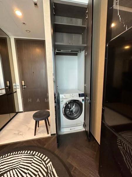 The Esse Sukhumvit 36, Bangkok, Soi Sukhumvit 36, Sukhumvit Road, Phra Kanong, Khlong Toei, Bangkok, 1 Bedroom, 43 sqm, Condo For Sale, by Napat Thamakulangkul, 500613611 - DDproperty.com