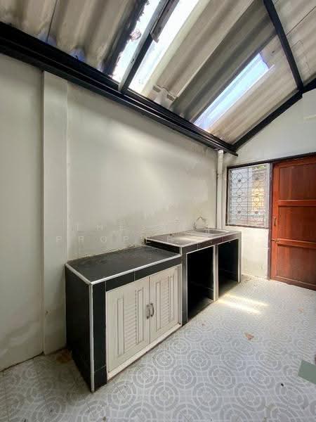 หมู่บ้านชลวดี (Cholwadee), Chon Buri (Pattaya), Samed, Muang Chon Buri, Chon Buri (Pattaya), 3 Bedrooms, 150 sqm, Townhouse For Sale, by The Best Property หญิง, 500613658 - DDproperty.com