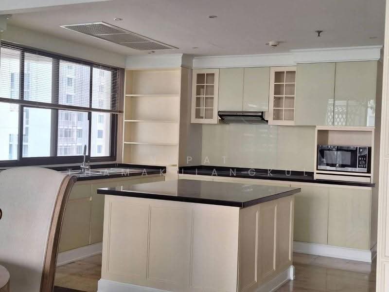 Le Raffine Sukhumvit 24, Bangkok, Soi Sukhumvit 24, Khong Tan, Khlong Toei, Bangkok, 3 Bedrooms, 371 sqm, Condo For Rent, by Napat Thamakulangkul, 500613671 - DDproperty.com