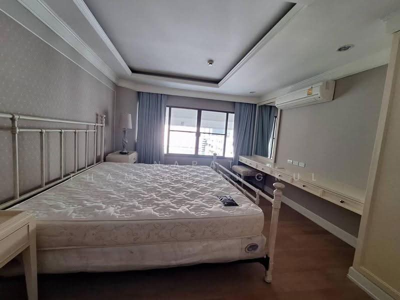 Le Raffine Sukhumvit 24, Bangkok, Soi Sukhumvit 24, Khong Tan, Khlong Toei, Bangkok, 3 Bedrooms, 371 sqm, Condo For Rent, by Napat Thamakulangkul, 500613671 - DDproperty.com