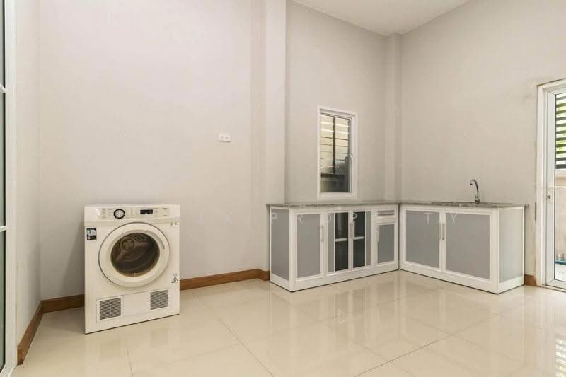 Baan Lalin In The Park Watcharapol-Paholyothin, Bangkok, Rattanagosin Road, Khlong Tanon, Sai Mai, Bangkok, 4 Bedrooms, 360 sqm, Single Detached House For Rent, by Connex Property, 500613710 - DDproperty.com