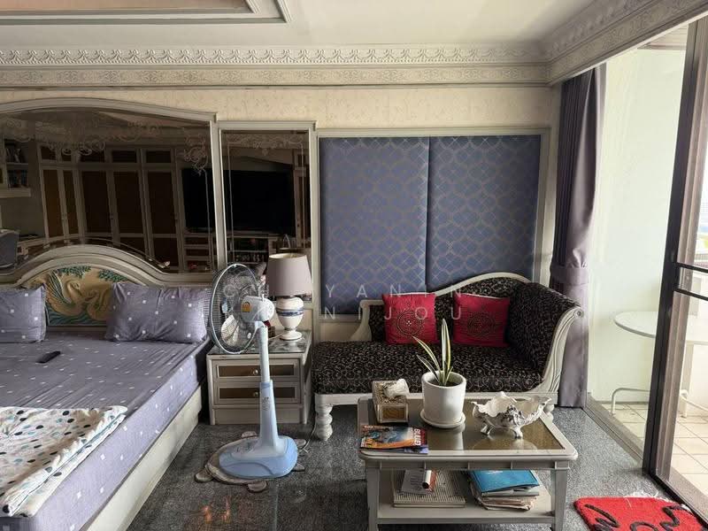 Oriental Towers, Bangkok, 25 Soi Ekkamai 12, Ekkamai Road, Khlong Tan Nua, Watthana, Bangkok, 3 Bedrooms, 366 sqm, Condo For Sale, by Chayanin Khanijou, 500613809 - DDproperty.com