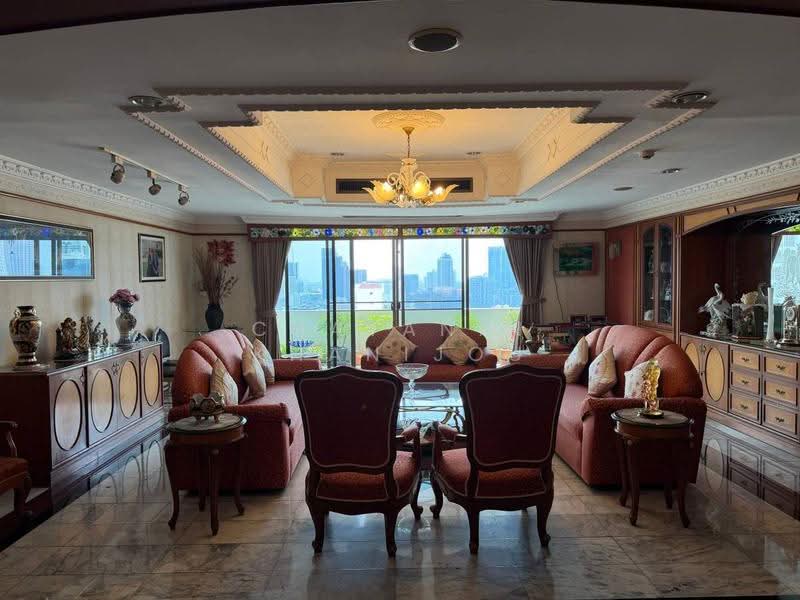 Oriental Towers, Bangkok, 25 Soi Ekkamai 12, Ekkamai Road, Khlong Tan Nua, Watthana, Bangkok, 3 Bedrooms, 366 sqm, Condo For Sale, by Chayanin Khanijou, 500613809 - DDproperty.com