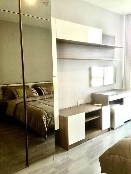 The Room Sathorn, Bangkok, 78 Pan Road, Silom, Bang Rak, Bangkok, 1 Bedroom, 50 sqm, Condo For Rent, by Jettapat Jaroonpipatkun, 500613877 - DDproperty.com