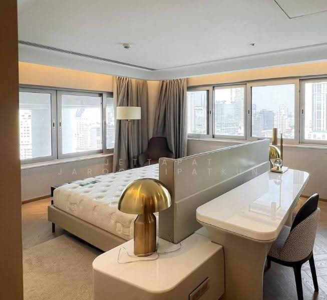 Le Raffine Sukhumvit 24, Bangkok, Soi Sukhumvit 24, Khong Tan, Khlong Toei, Bangkok, 3 Bedrooms, 371 sqm, Condo For Sale, by Jettapat Jaroonpipatkun, 500613894 - DDproperty.com