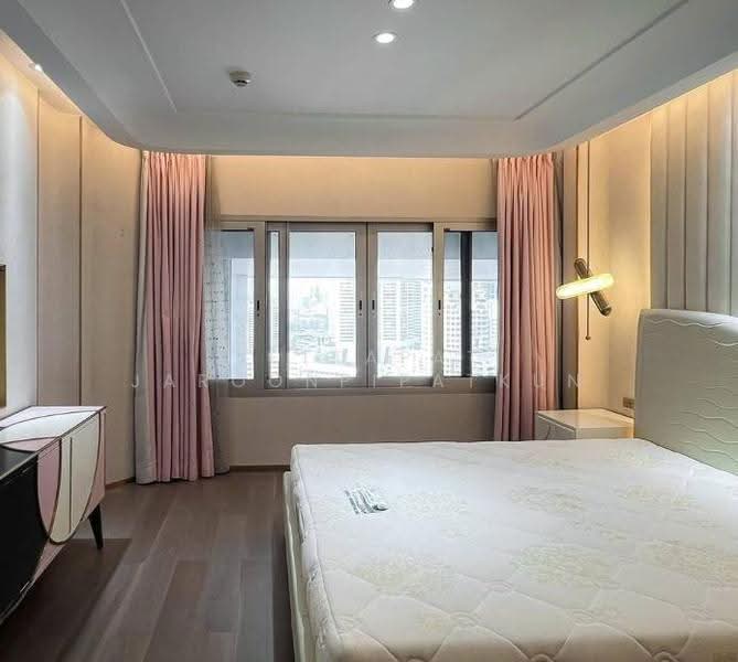 Le Raffine Sukhumvit 24 : เลอ รัฟฟิเน่ สุขุมวิท 24, กรุงเทพ, ซอยสุขุมวิท 24, คลองตัน, คลองเตย, กรุงเทพ, 371 ตร.ม., คอนโด ขาย, โดย Jettapat Jaroonpipatkun, 500613894 - DDproperty.com