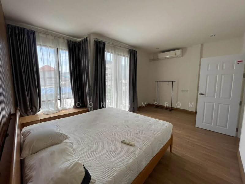 The Canvas Sukhumvit-Samrong, Samut Prakan, Thang Rotfai Sai Kao Paknam Road, Sam Rong, Phra Pra Daeng, Samut Prakan, 3 Bedrooms, 160 sqm, Townhouse For Rent, by Wiroon Pimprom, 500613910 - DDproperty.com