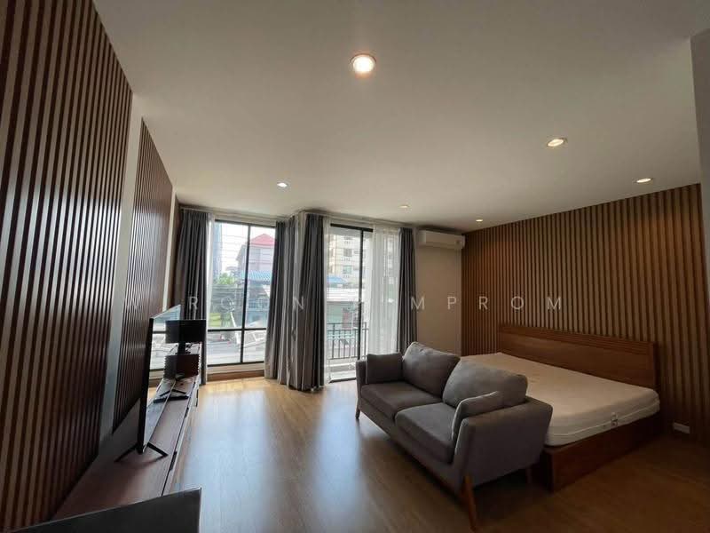 The Canvas Sukhumvit-Samrong, Samut Prakan, Thang Rotfai Sai Kao Paknam Road, Sam Rong, Phra Pra Daeng, Samut Prakan, 3 Bedrooms, 160 sqm, Townhouse For Rent, by Wiroon Pimprom, 500613910 - DDproperty.com