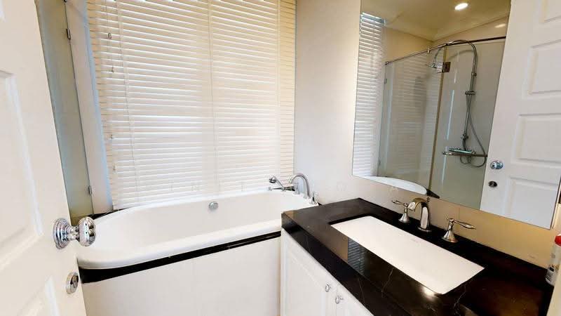 Royce Private Residences : รอย์ช ไพรเวท เรสซิเดนซ์ส, กรุงเทพ, 61 ซอยสุขุมวิท 31, คลองเตยเหนือ, วัฒนา, กรุงเทพ, 111 ตร.ม., คอนโด ให้เช่า, โดย Vinit Arora, 500613958 - DDproperty.com
