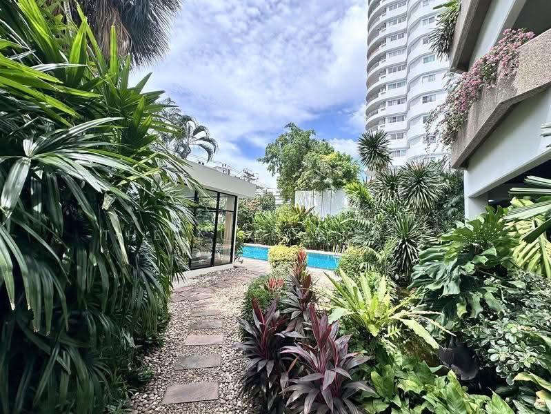 Baan Sailom, Bangkok, Thung Maha Mek, Sathon, Bangkok, 2 Bedrooms, 138 sqm, Townhouse For Rent, by The Luxe Group, 500613982 - DDproperty.com