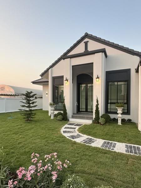 The Ikon Suphanburi, Suphan Buri, Phai Khwang, Muang Suphanburi, Suphan Buri, 3 Bedrooms, 200 sqm, Single Detached House For Sale, by Suttida Pat, 500614385 - DDproperty.com