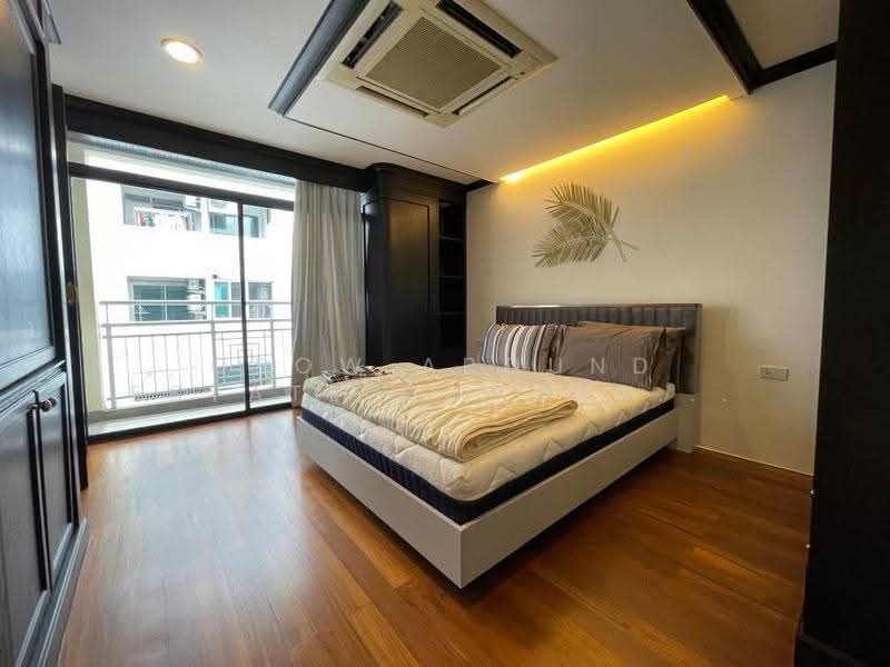 Green Point Silom, Bangkok, 29 Soi Anumanratthanon, Suriyawong, Bang Rak, Bangkok, 2 Bedrooms, 63 sqm, Condo For Sale, by Grow Around Estate Company Limited, 500614440 - DDproperty.com