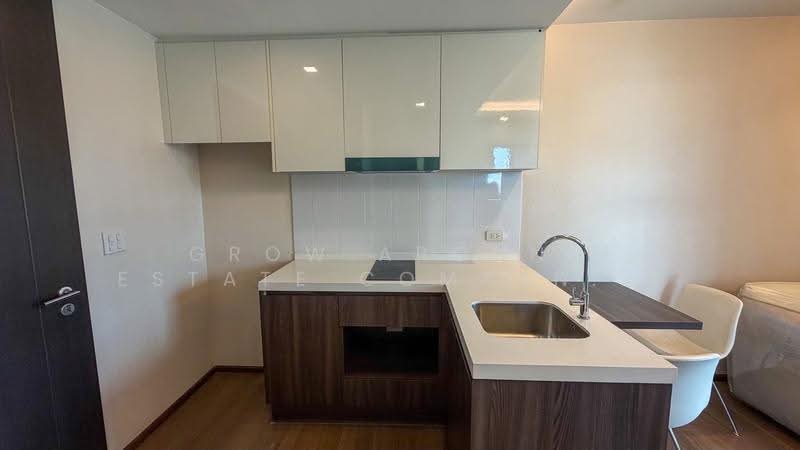 The Remarkable Soonvijai 2, Bangkok, Soi Petchburi 47 Intersection 2, Phetchaburi Road, Bang Kapi, Huai Khwang, Bangkok, 1 Bedroom, 31 sqm, Condo For Sale, by Grow Around Estate Company Limited, 500614479 - DDproperty.com