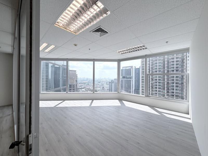 Grade A office, Skywalk from BTS Chong Nonsi, Bangkok, สาทร, Yan Nawa, Sathon, Bangkok, , 130 sqm, Office Space For Rent, by Sirikul Wattanakorn, 500614480 - DDproperty.com