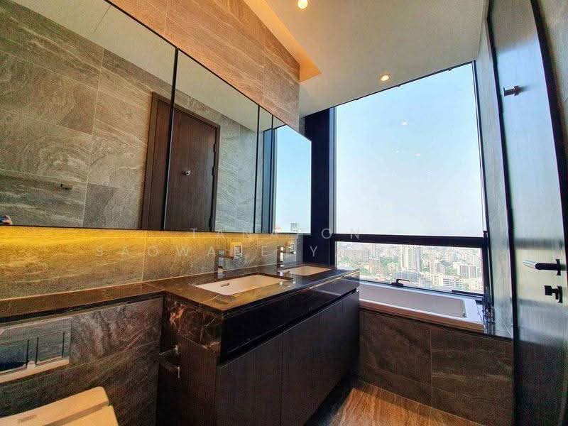The Esse Sukhumvit 36, Bangkok, Soi Sukhumvit 36, Sukhumvit Road, Phra Kanong, Khlong Toei, Bangkok, 2 Bedrooms, 75 sqm, Condo For Rent, by Tanapon Saowaneeyakorn, 500614669 - DDproperty.com