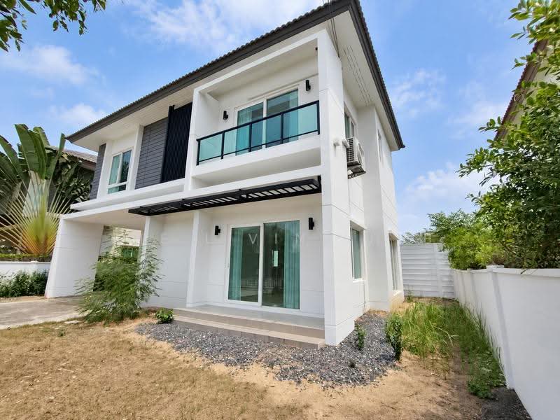 Centro Phahol-Vibhavadi, Pathum Thani, Phaholyothin Frontage Rd, Khlong Nung, Khlong Luang, Pathum Thani, 4 Bedrooms, 126 sqm, Single Detached House For Sale, by THE LIVING HUB, 500614748 - DDproperty.com