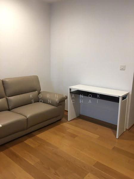 Noble Revo Silom, Bangkok, 88 Soi Surasak Surasak Road, Silom, Bang Rak, Bangkok, Studio, 34 sqm, Condo For Rent, by Kornkanok Sonvichai, 500614970 - DDproperty.com