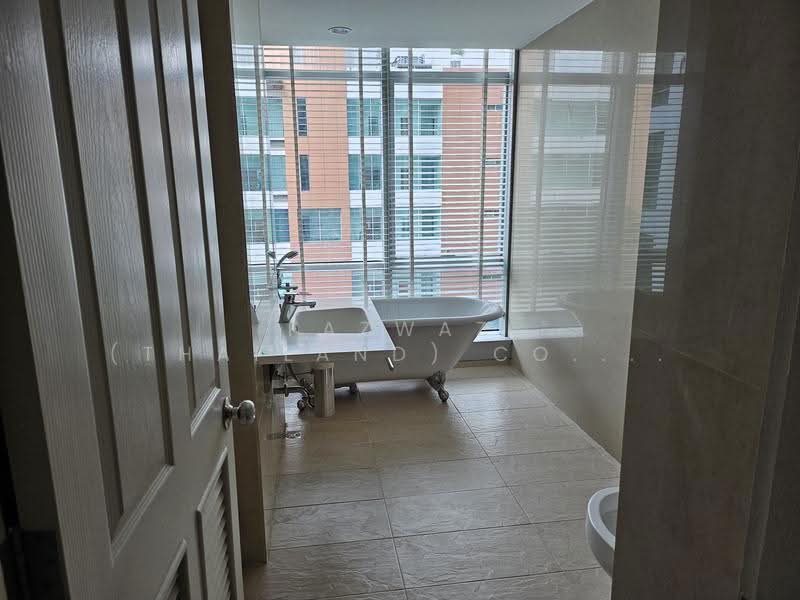 Baan Sathorn Chao Phraya, Bangkok, 931 Charoen Nakhon 15 A Alley, Khlong Ton Sai, Khlong San, Bangkok, 2 Bedrooms, 80 sqm, Condo For Sale, by Fazwaz (Thailand) Co., Ltd., 500614979 - DDproperty.com