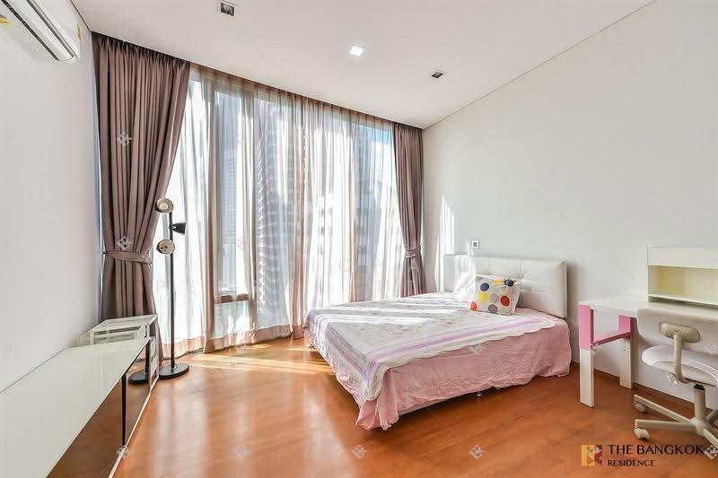 Saladaeng Residences, Bangkok, 29/1 North Sathorn Road, Silom, Bang Rak, Bangkok, 2 Bedrooms, 126 sqm, Condo For Rent, by Nicha Peerakittikul, 500614989 - DDproperty.com