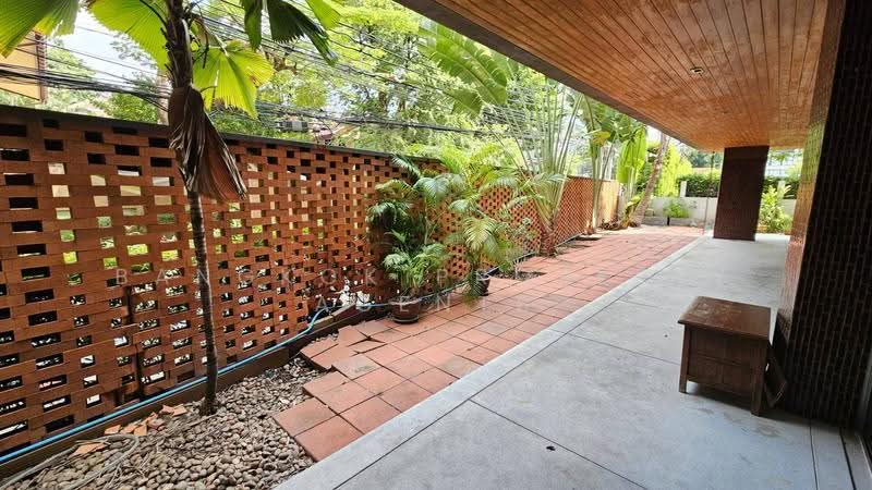 Promphan 53, Bangkok, 17 Soi Sukhumvit 53, Khlong Tan Nua, Watthana, Bangkok, 3 Bedrooms, 310 sqm, Condo For Rent, by BANGKOK PROPERTY AGENTS, 500615204 - DDproperty.com