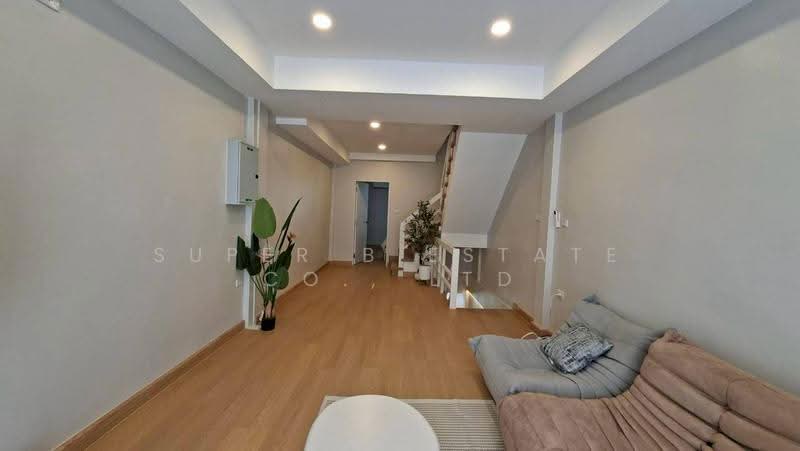 ตึกเเถว อ่อนนุช ซอย 2/1, Bangkok, อ่อนนุช, Phra Kanong Nua, Watthana, Bangkok, , 245 sqm, Shophouse For Sale, by Super B Estate Co., Ltd, 500615286 - DDproperty.com