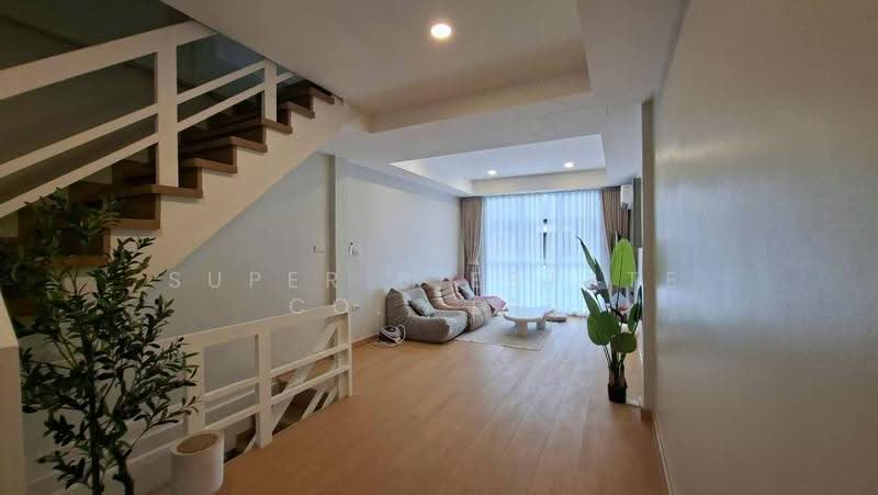 ตึกเเถว อ่อนนุช ซอย 2/1, Bangkok, อ่อนนุช, Phra Kanong Nua, Watthana, Bangkok, , 245 sqm, Shophouse For Sale, by Super B Estate Co., Ltd, 500615286 - DDproperty.com