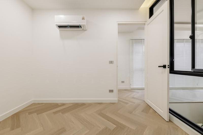 Townhouse in Pridi 42, Bangkok, Khlong Tan Nua, Watthana, Bangkok, 3 Bedrooms, 192 sqm, Townhouse For Sale, by Knight Frank Chartered (Thailand) Co.,Ltd, 500615320 - DDproperty.com