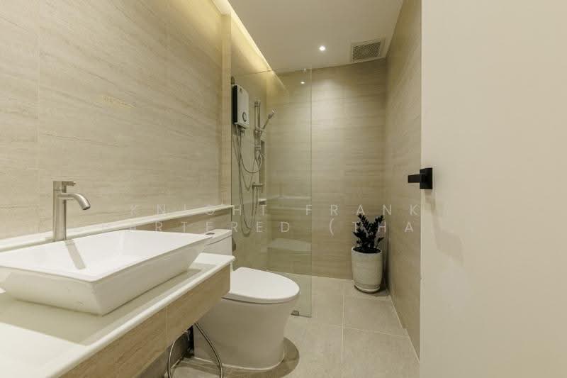 Townhouse in Pridi 42, Bangkok, Khlong Tan Nua, Watthana, Bangkok, 3 Bedrooms, 192 sqm, Townhouse For Sale, by Knight Frank Chartered (Thailand) Co.,Ltd, 500615320 - DDproperty.com