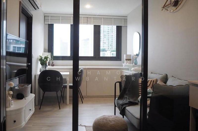 XT Huaikhwang, Bangkok, 244 Ratchadaphisek Road, Huai Khwang, Bangkok, 1 Bedroom, 35 sqm, Condo For Rent, by Pichamon Chawbantard, 500615341 - DDproperty.com