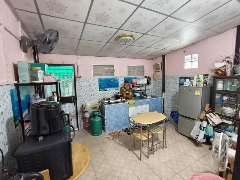 หมู่บ้านของเรา บางปะกง, Chachoengsao, Bang Samak, Bang Pakong, Chachoengsao, 2 Bedrooms, 150 sqm, Townhouse For Sale, by The Best Property โบ, 500615356 - DDproperty.com
