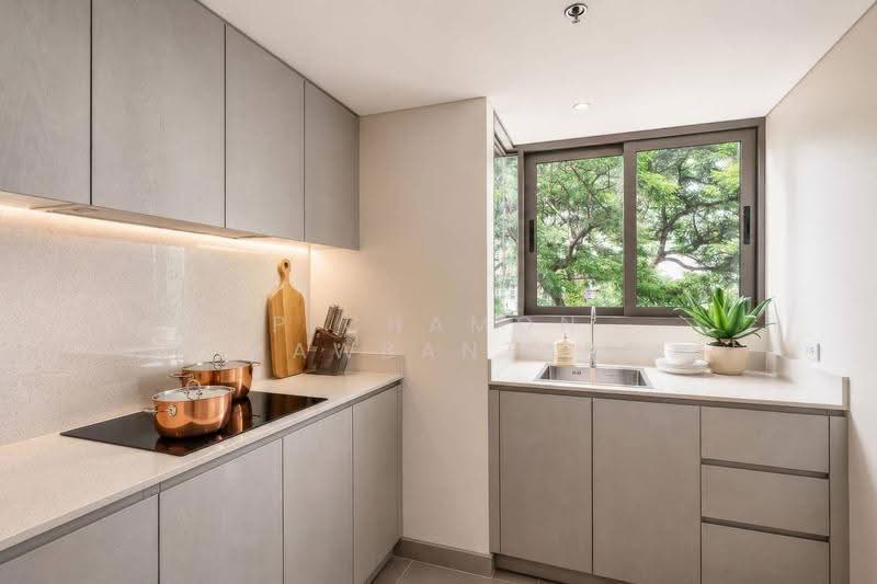 Canvas 39 The Residence, Bangkok, 116 Soi Phromchit, Sukhumvit Road, Khlong Tan Nua, Watthana, Bangkok, 3 Bedrooms, 227 sqm, Condo For Sale, by Pichamon Chawbantard, 500615406 - DDproperty.com