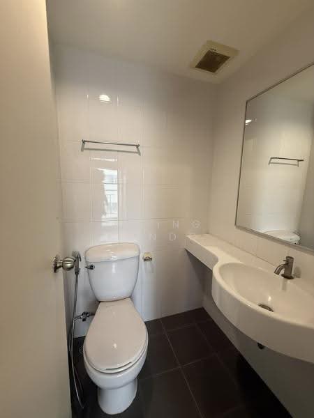 Lumpini Condo Town Nida-Sereethai 2, Bangkok, Seri Thai Road, Khlong Kum, Bueng Kum, Bangkok, 1 Bedroom, 45 sqm, Condo For Sale, by Living Condo, 500615447 - DDproperty.com