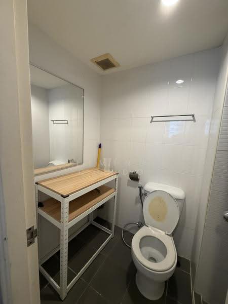 Lumpini Condo Town Nida-Sereethai 2, Bangkok, Seri Thai Road, Khlong Kum, Bueng Kum, Bangkok, 1 Bedroom, 45 sqm, Condo For Sale, by Living Condo, 500615447 - DDproperty.com