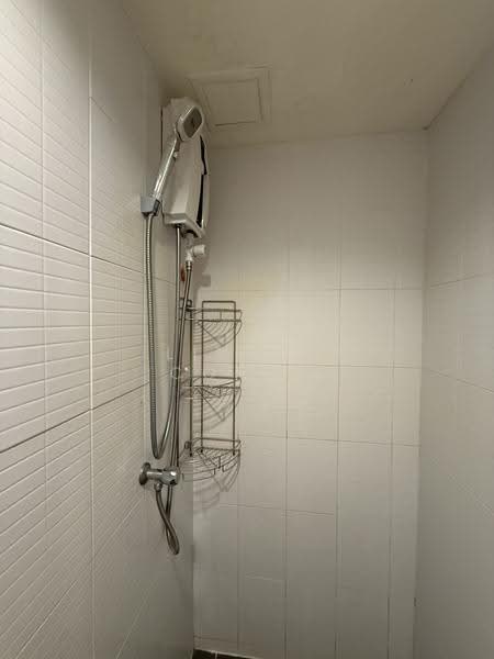 Lumpini Condo Town Nida-Sereethai 2, Bangkok, Seri Thai Road, Khlong Kum, Bueng Kum, Bangkok, 1 Bedroom, 45 sqm, Condo For Sale, by Living Condo, 500615447 - DDproperty.com