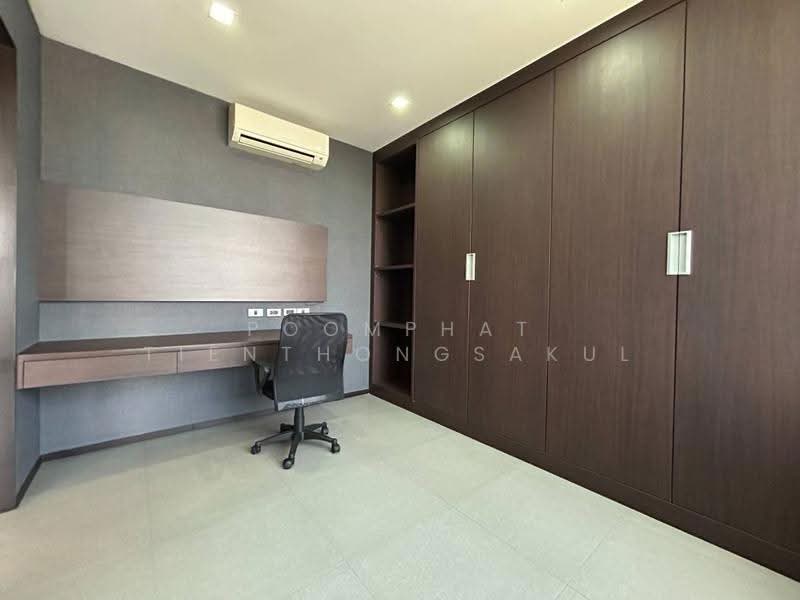 Watermark Chaophraya, Bangkok, Soi Charoennakorn 39-41, Charoennakorn Road, Bang Lam Phu Lang, Khlong San, Bangkok, 3 Bedrooms, 245 sqm, Condo For Sale, by Poomphat Tienthongsakul, 500615543 - DDproperty.com