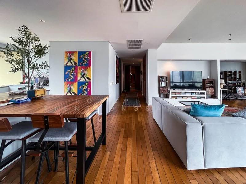 The Lakes, Bangkok, 123 Ratchadaphisek Road, Khlong Toei, Bangkok, 4 Bedrooms, 236 sqm, Condo For Sale, by Poomphat Tienthongsakul, 500615558 - DDproperty.com