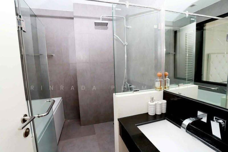 Urbano Absolute Sathon-Taksin, Bangkok, 345 Charoen Nakhon 14/2 Alley, Khlong Ton Sai, Khlong San, Bangkok, 3 Bedrooms, 120 sqm, Condo For Rent, by Rinrada Permpool, 500615591 - DDproperty.com