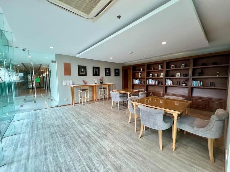 The Niche Pride Thonglor-Phetchaburi, Bangkok, New Petchaburi Road, Bang Kapi, Huai Khwang, Bangkok, 1 Bedroom, 35 sqm, Condo For Rent, by Bridge Estate Thailand, 500615609 - DDproperty.com