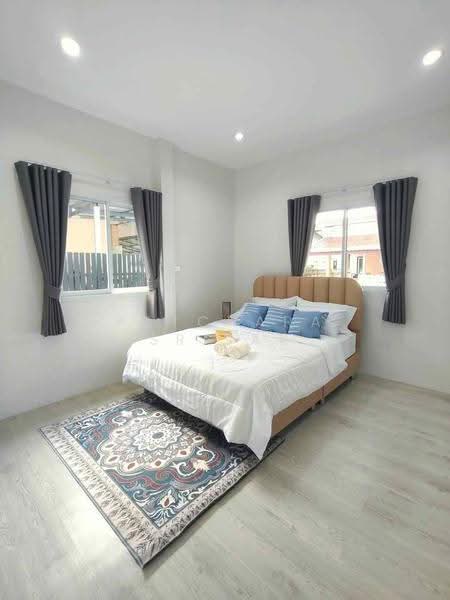 3-BR House, Prachuap Khiri Khan, Ko Lak, Muang Prachaubkirikhan, Prachuap Khiri Khan, 3 Bedrooms, 150 sqm, Single Detached House For Sale, by Patchara Srisak, 500615626 - DDproperty.com